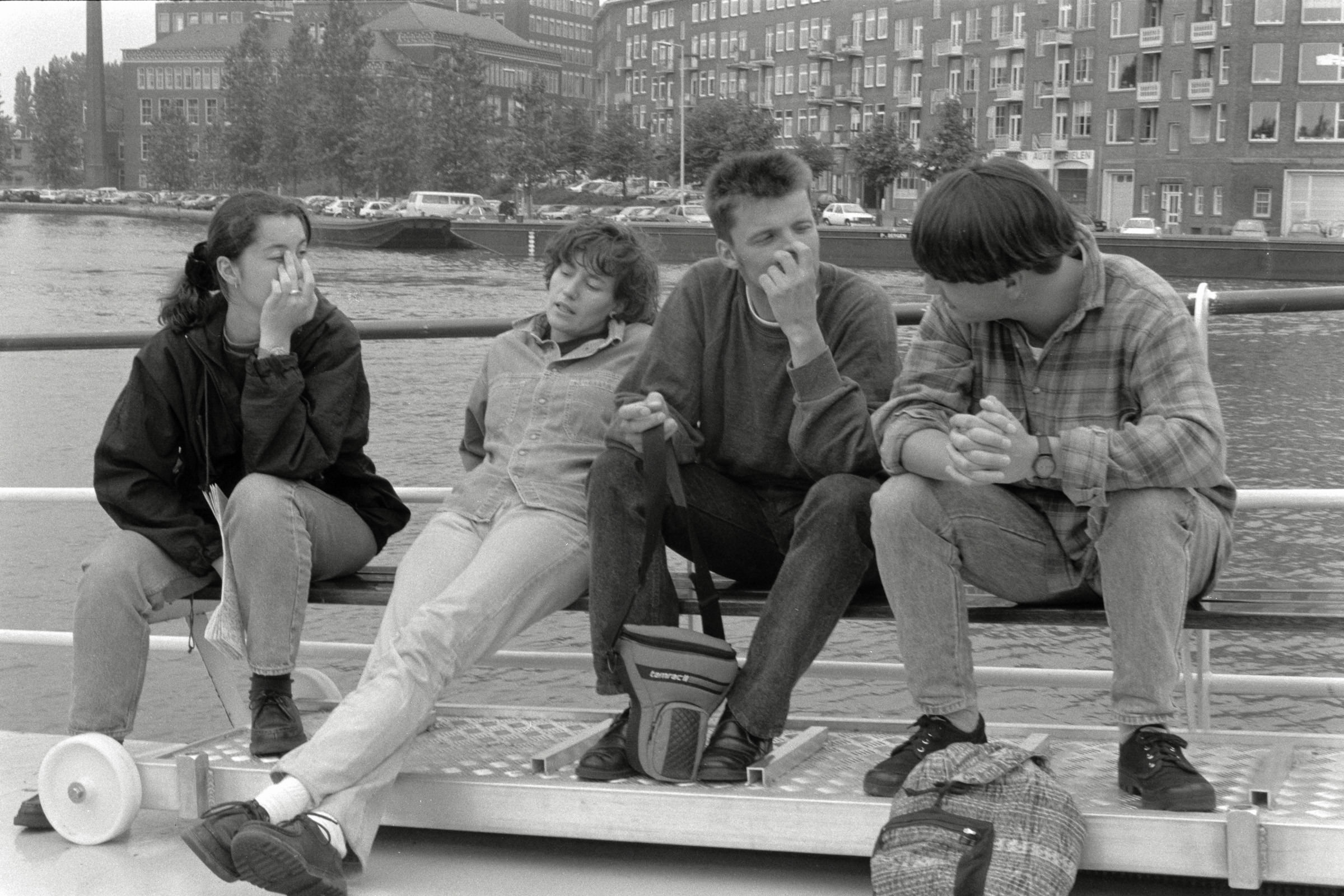 AHP F1992 06 001 sc250507 img28 NLP